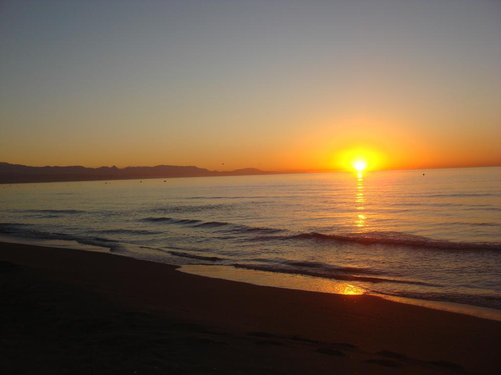 Apartamentos Sol Y Playa Torremolinos Eksteriør billede